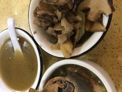 -东巴谷野生菌火锅餐厅