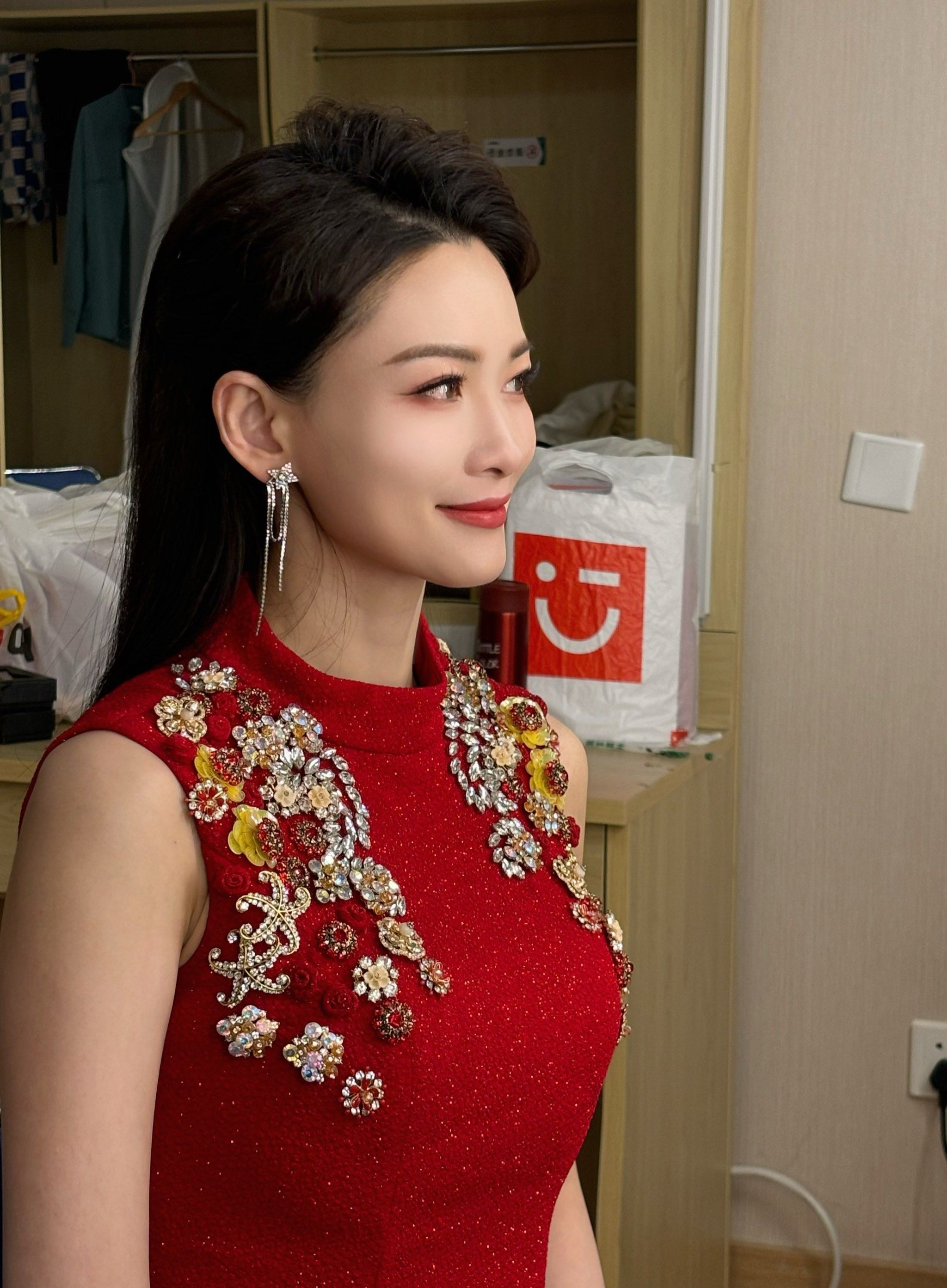 主持人妆造#主持人妆造