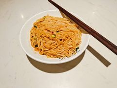 特色秘制拌面-黑白电视长沙小吃(美林M·LIVE天地东座店)