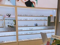 -罗伯特眼镜·蔡司官方授权(前海桂湾店)