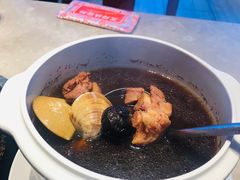 黑蒜龙骨文蛤汤-五姊妹海鲜(火车站店)