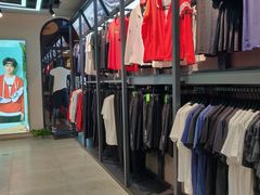 -王府井奥莱临潼小镇(临潼店)