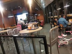 大堂-汉堡王(华润五彩城店)