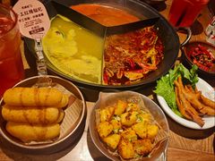 -巴卤社老火锅(财富店)