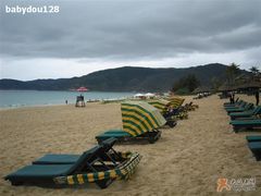 没人的沙滩，上周末天气不好-大堂酒廊·亚龙湾万豪度假酒店