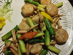 -尚一汤·粤菜海鲜(环球港店)