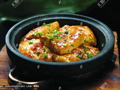 -孙家外婆•长春地标美食新名片(吾悦广场店)