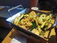 -川堂风·跷脚牛肉·乐山爆炒(宝山日月光店)