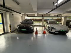 -淞虹路P+R停车场