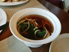 -梁鸿湿地丽笙度假酒店大堂吧