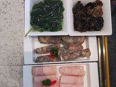 -一席地·本地鸡窝·杭帮鸡火锅(萧山银隆百货店)
