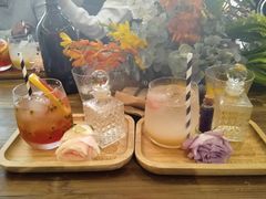 -FLOVIE FLORIST CAFE