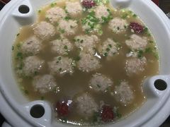 肉丸汤-廖师傅大蒜炒腊肉(袁家岭店)