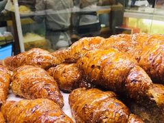 焦糖牛角包-PAPER STONE BAKERY(天环店)