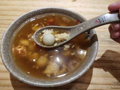 红糖醪糟芝麻小汤圆-默记孙抄手(经开万达店)