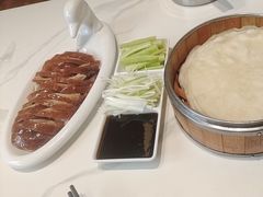 -梅利汴京烤鸭•开封豫菜地标店(东大街店)