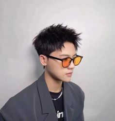-尼特斯男士发型馆
