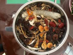 -天天向上素食餐厅(五台山店)