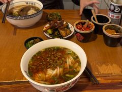 -矮子粉店1985·长沙米粉(湘春路店)
