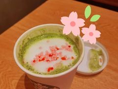 樱花草莓茶拿铁-星巴克(郑州普罗旺世店)