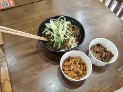 -猪脑壳凉面(武陵源店)