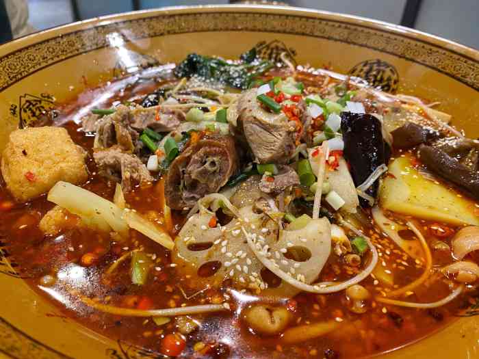 叶鸭子冒菜-"冒鸭子成都老味道,味道很棒!卤菜凉拌了才.