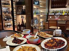 -肆海小川菜酒馆Wine Bistro (青年路店)