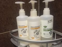 -西安大雁塔科技大学地铁站亚朵酒店