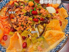 -螺世纪螺蛳粉·桂味小排档(裕德店)