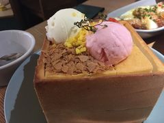 -蜜桃餐厅·伴山(湖滨商业街店)