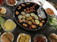 -小辣椒汤锅烧烤(温泉南街店)