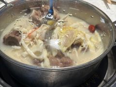 -三人行骨头王火锅(长寿店)