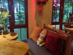 -月亮眼花园餐厅书吧酒吧