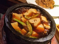 石锅豆腐-卯时·龙光雅宴·精致锡帮菜(惠山古镇店)