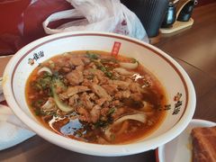 -顺溜·手工刀削面·黑金店(铜锣湾店)