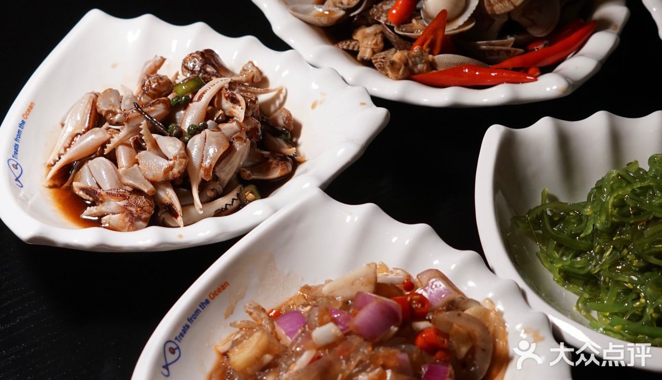 交子大道温馨小木屋海鲜Bistro，快乐团年地。