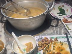 -禄婶鸡煲·打边炉