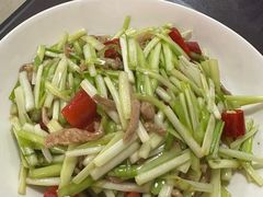 -三江砂锅(玉带小区店)