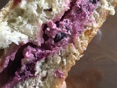 蓝莓三角芝士-Juicy Bakery(大学路店)