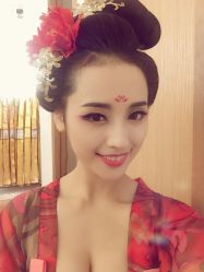 点击看大图 -盘子女人坊古装写真摄影(厦门总店)