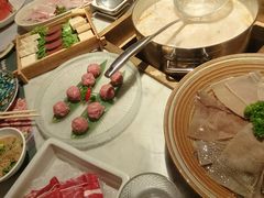 -尚尚仙·酸汤猪手·猪肚鸡火锅(华联万柳购物中心店)