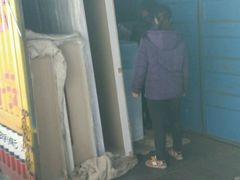 -StorHub 趣存自助仓·迷你仓(虹桥店)