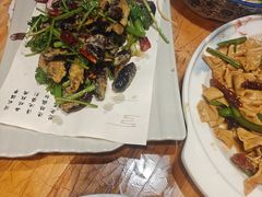 -快乐老家三鲜饺子东北菜(南六中路店)