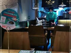 大堂-九锅一堂酸菜鱼(新南凯德直营店)