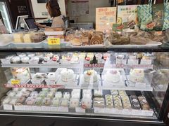 -红宝石·鲜奶小方·海派西点房(金杨店)