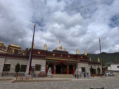 -噶丹松赞林寺