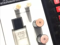 -Chanel(德基广场店)