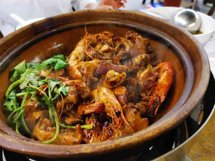 老西关炭炉鸡(沙贝店)-"呢间店究竟系叫乜名既呢?菜单上睇到的系林.