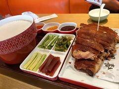 -肘子酥·天津菜·特色捞面(德云社店)