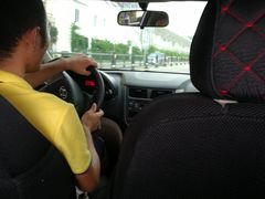 -骑仕租车(三亚凤凰机场店)